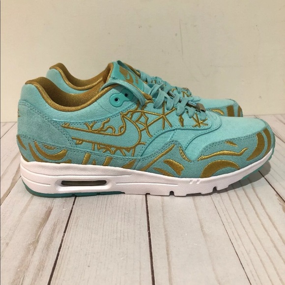 air max 1 ultra lotc qs